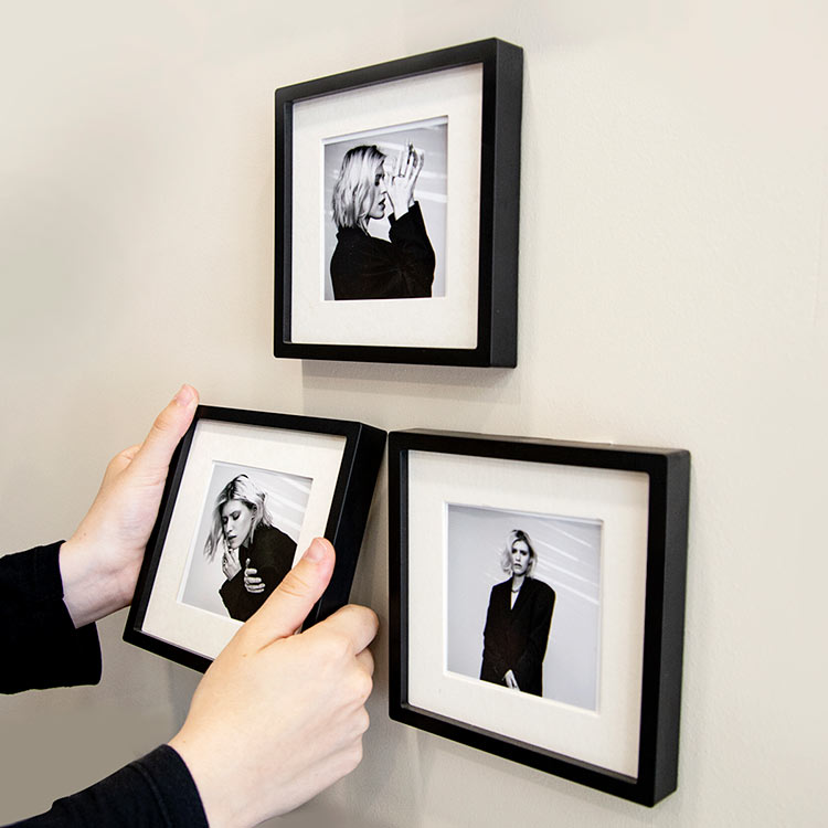 10x10 Yapışkanlı Sök-Tak Paspartulu Pola Fotoğraf Çerçevesi – Tekli