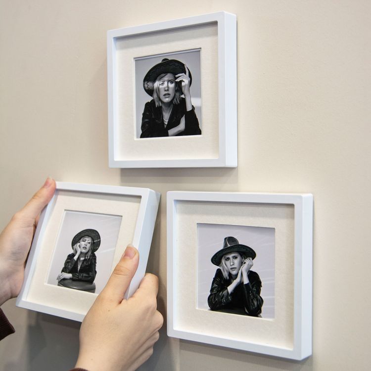 10x10 Yapışkanlı Sök-Tak Paspartulu Pola Fotoğraf Çerçevesi – Tekli